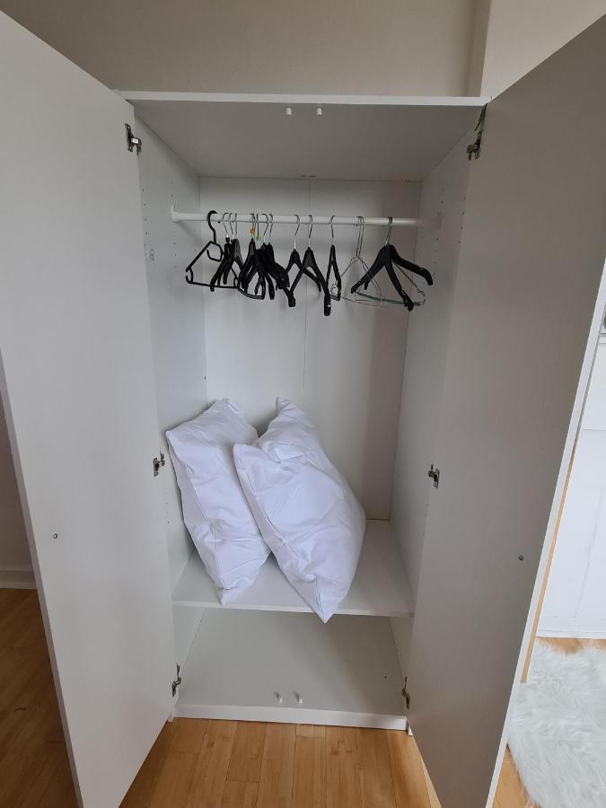 Apartamento Cosy 1&2 parking wifi ménage Netflix gratuits Charleroi Exterior foto