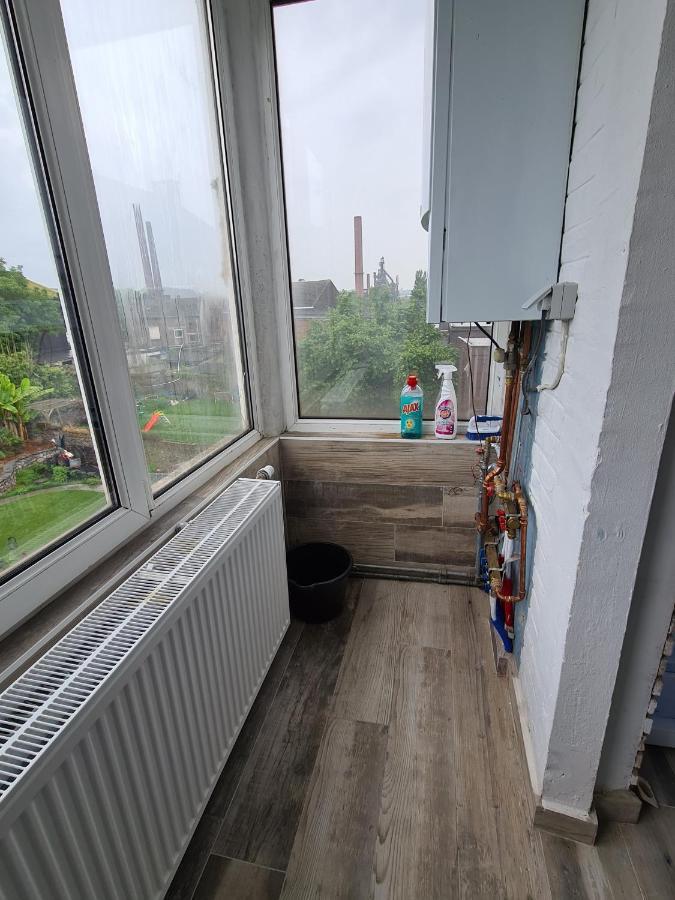 Apartamento Cosy 1&2 parking wifi ménage Netflix gratuits Charleroi Exterior foto
