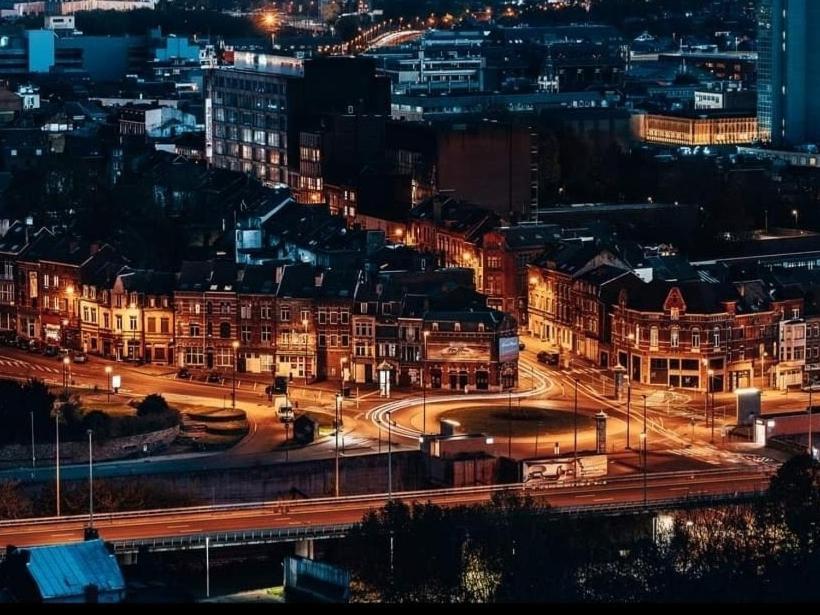 Apartamento Cosy 1&2 parking wifi ménage Netflix gratuits Charleroi Exterior foto