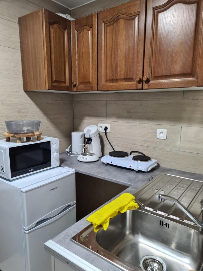 Apartamento Cosy 1&2 parking wifi ménage Netflix gratuits Charleroi Exterior foto